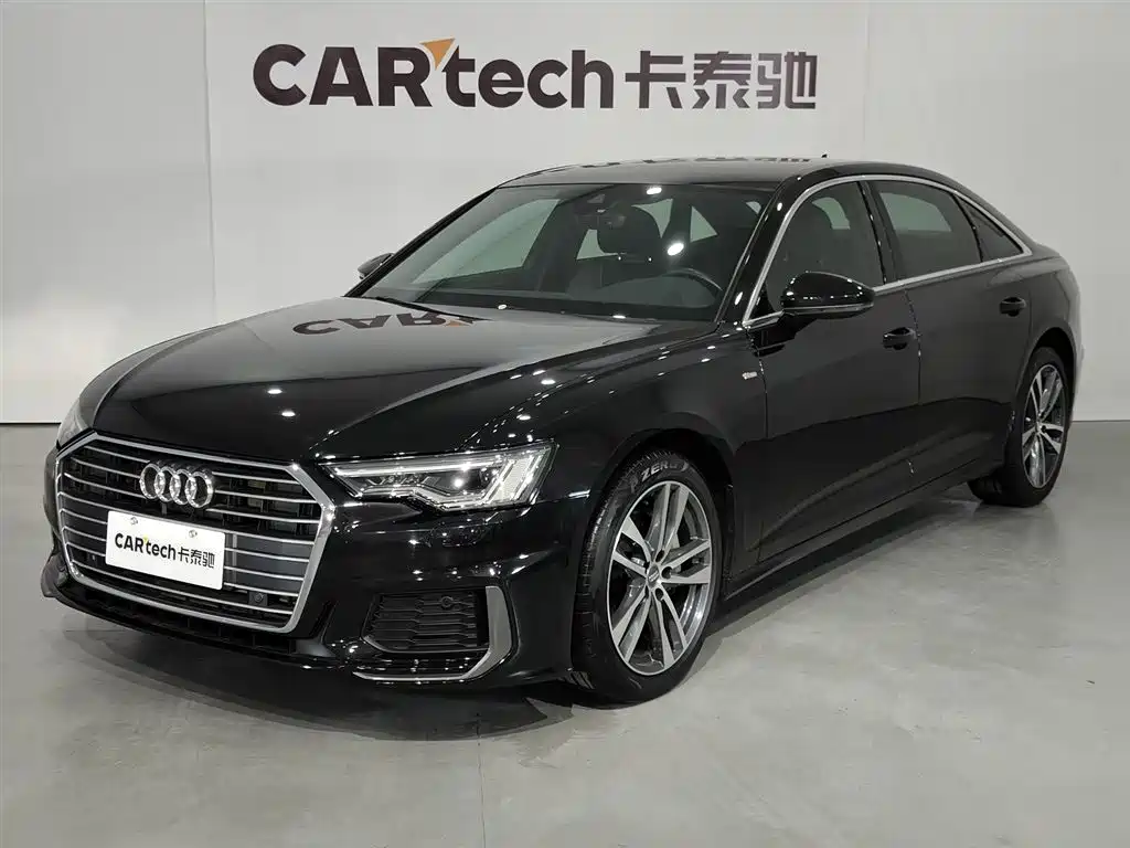 Audi A6L 2022 — фото 1