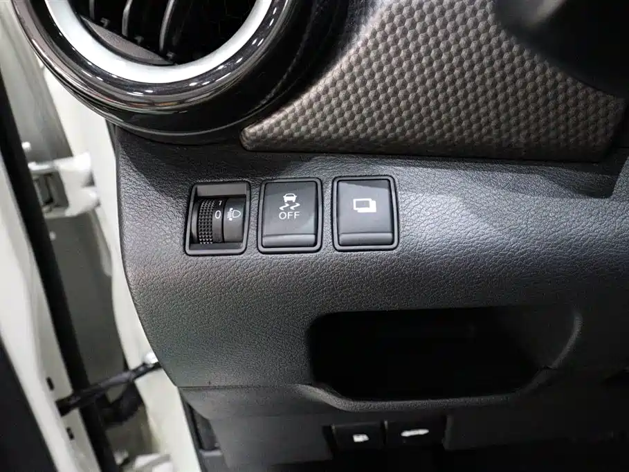 Nissan Kicks 2020 — фото 15