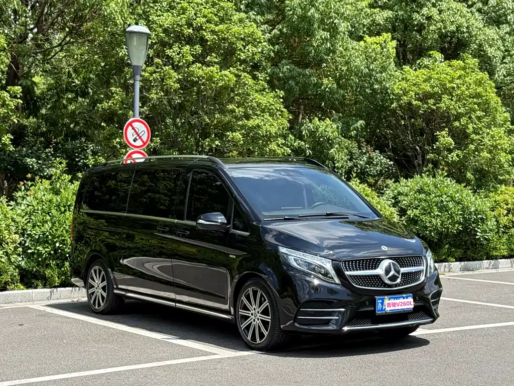Mercedes-Benz V-Class 2021 — фото 2