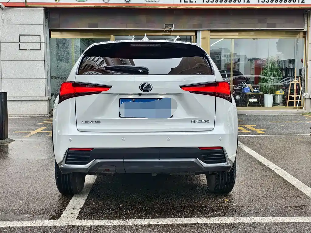 Lexus NX 2021 — фото 10