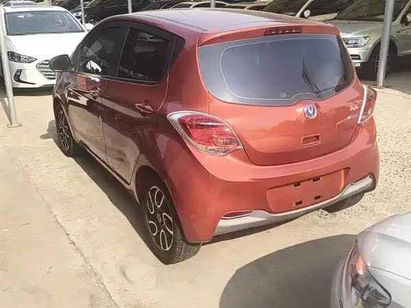 Changan BenBen 2015