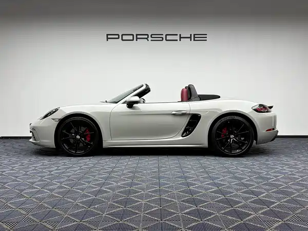Porsche 718 2023