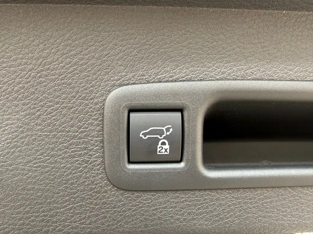 Toyota Sienna 2025 — фото 16