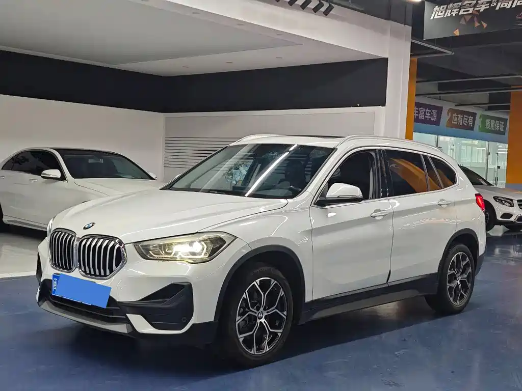 BMW X1 2023 — фото 1
