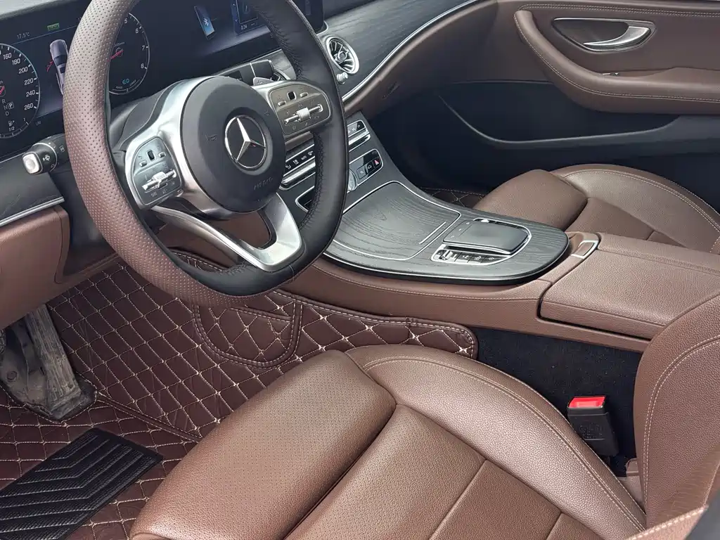 Mercedes-Benz E-Class 2020 — фото 8