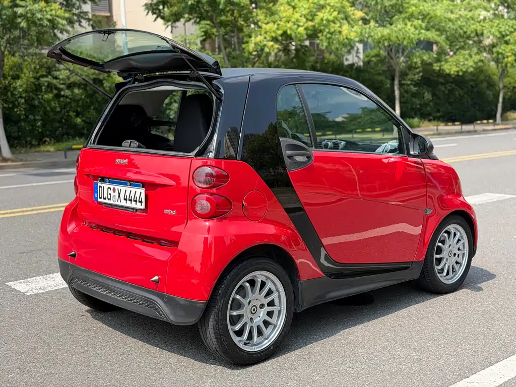 smart Fortwo 2014 — фото 16