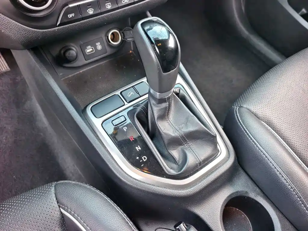 Hyundai ix25 2015 — фото 17