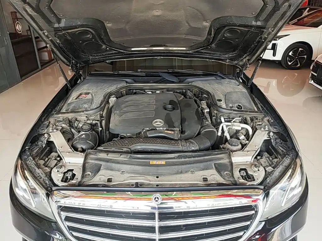 Mercedes-Benz E-Class 2020 — фото 20