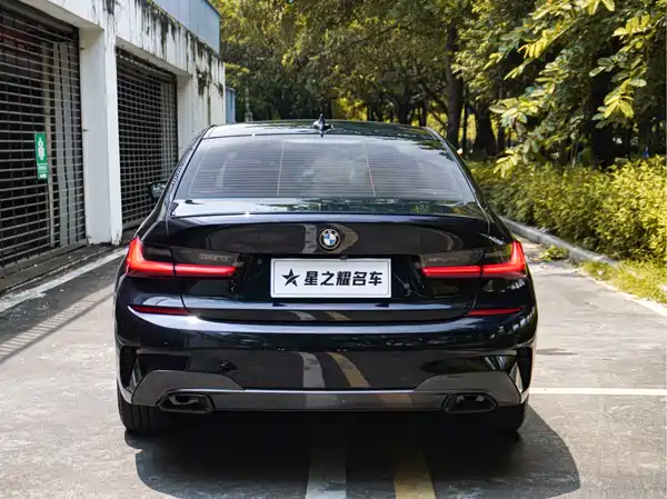 BMW 3 Series 2021