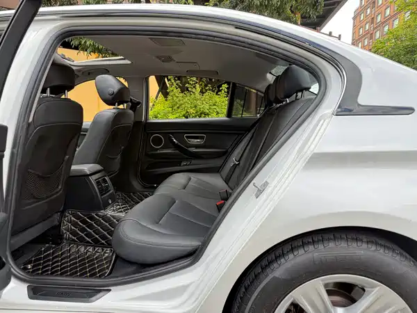 BMW 3 Series 2016
