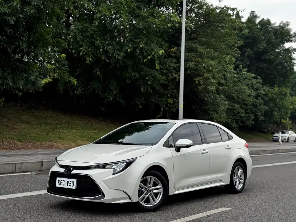 Toyota Levin 2020 — фото 1
