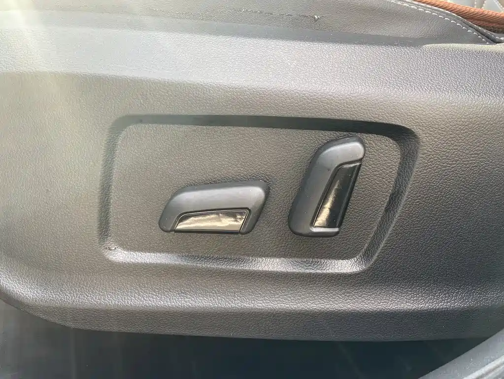 Mitsubishi Outlander 2022 — фото 15