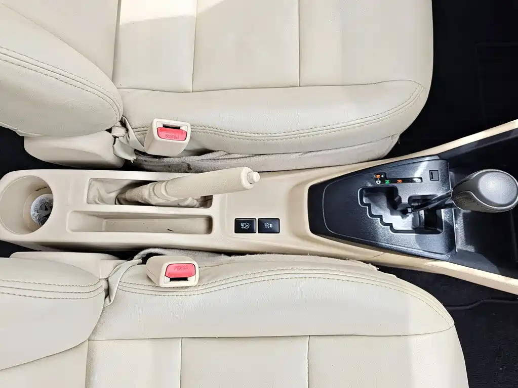 Toyota Vios 2017 — фото 18