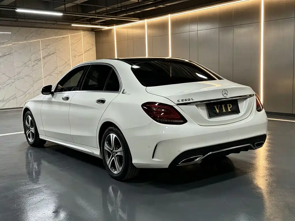 Mercedes-Benz C-Class 2020
