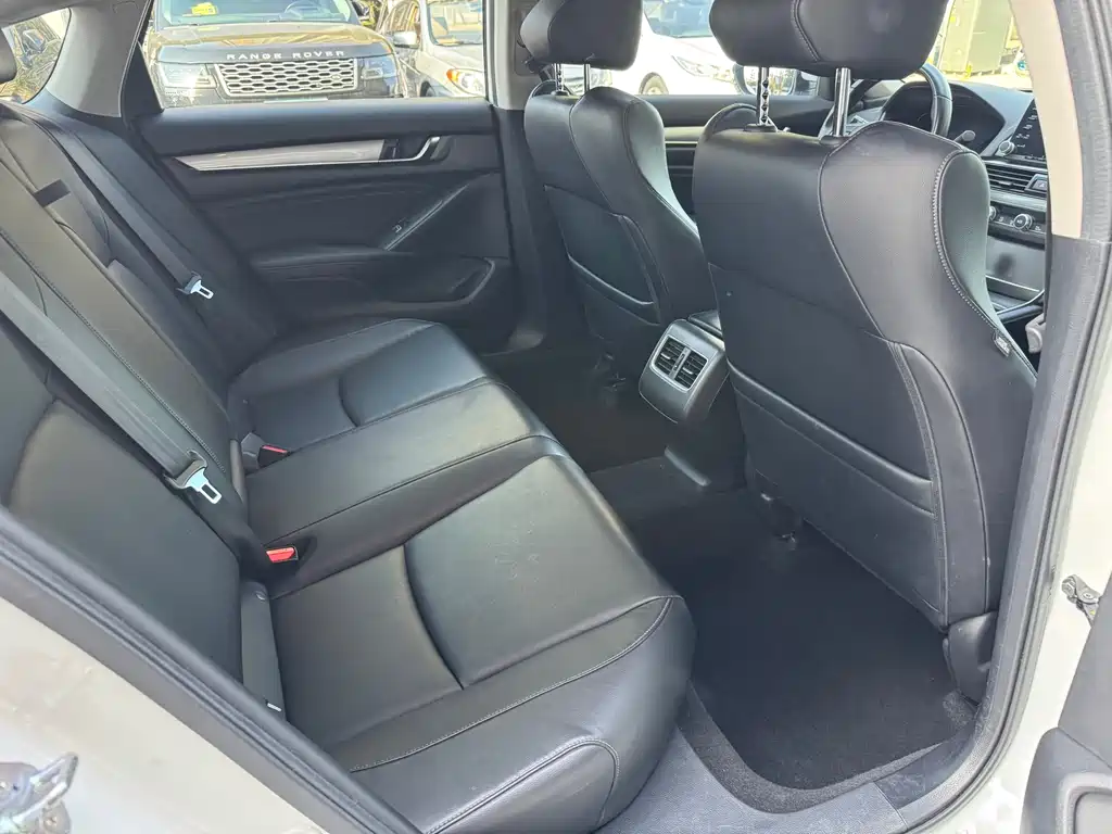Honda Accord 2020 — фото 14