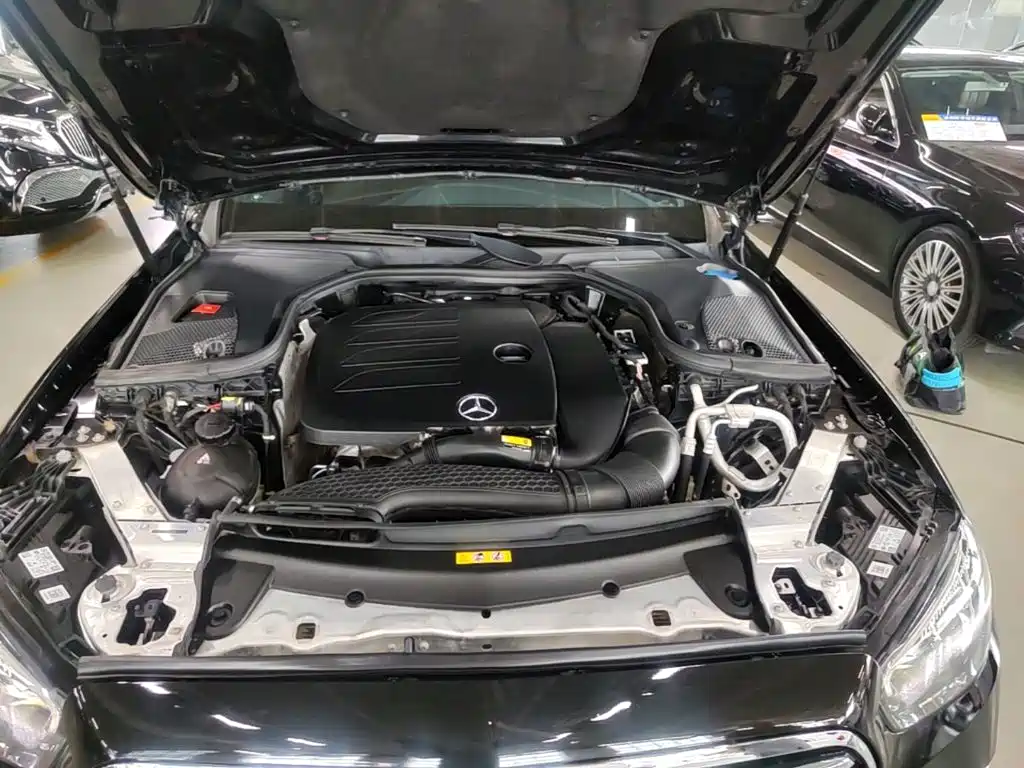 Mercedes-Benz E-Class 2023 — фото 20