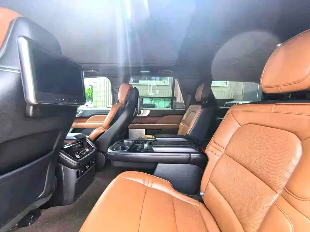 Lincoln Navigator 2019