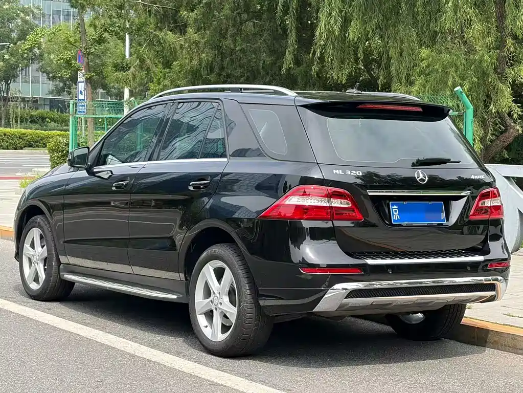 Mercedes-Benz M-Class 2015 — фото 15