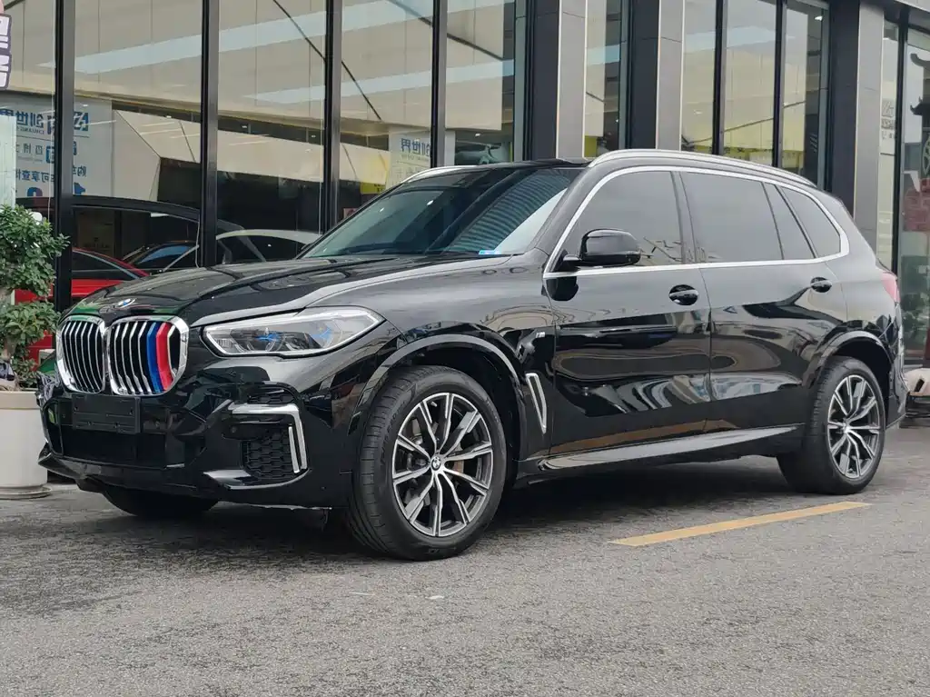 BMW X5 2023 — фото 1