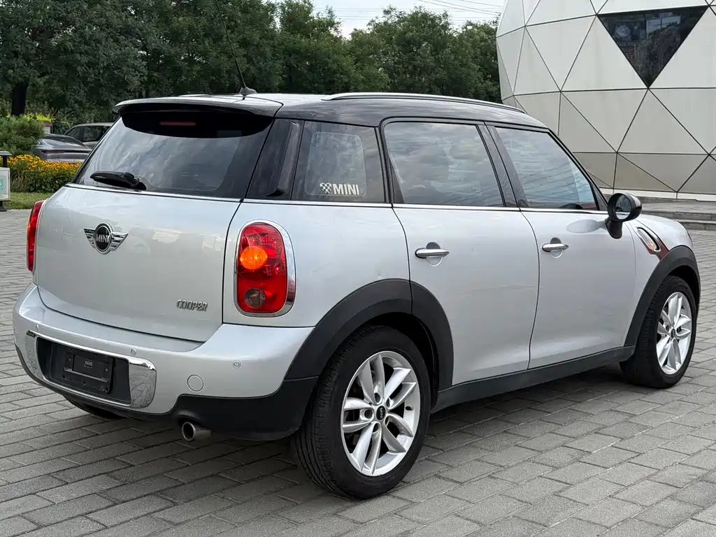 MINI Countryman 2011