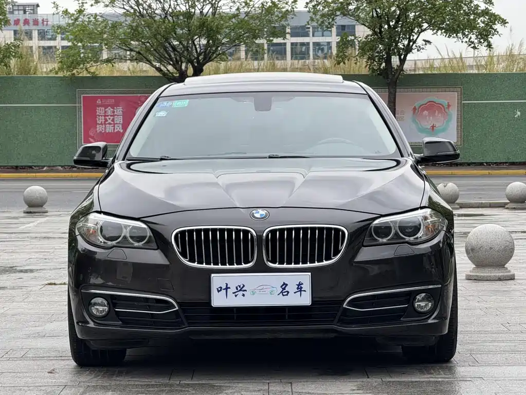 BMW 5 Series 2016
