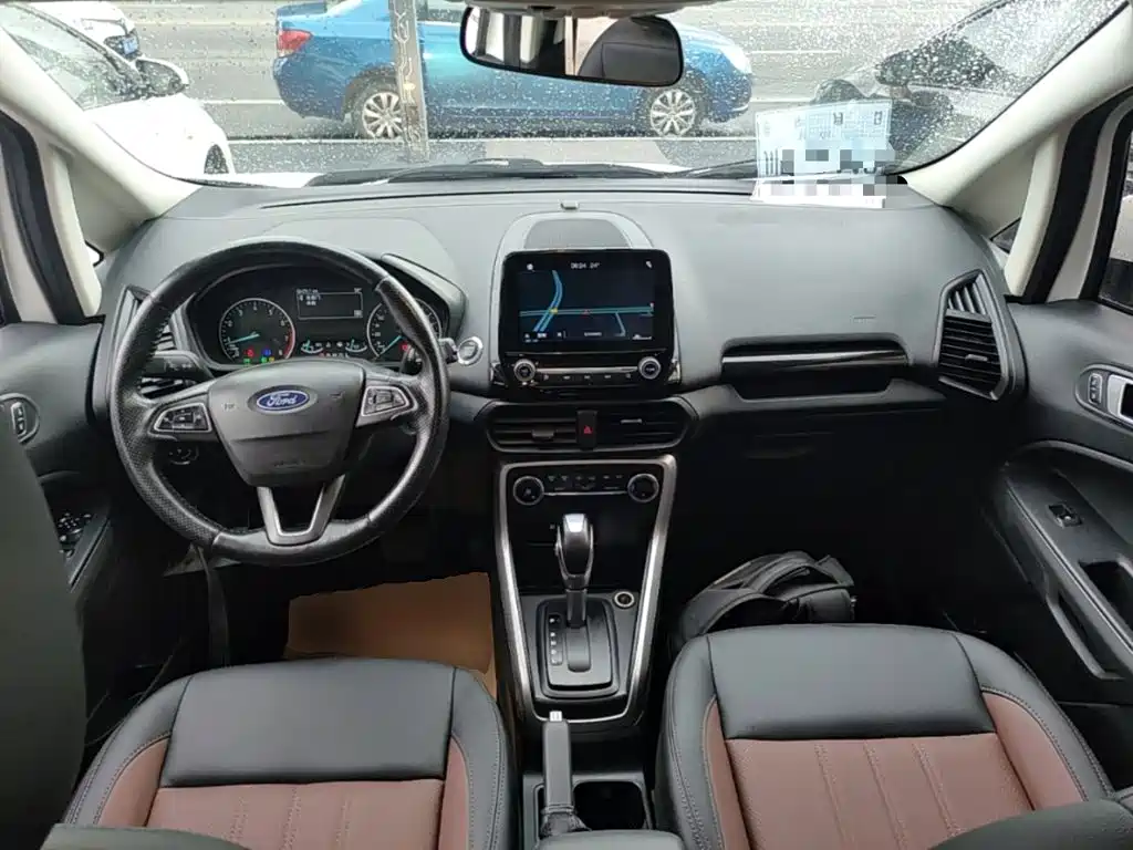 Ford EcoSport 2019 — фото 10