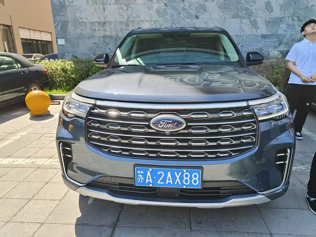 Ford Explorer 2023 — фото 4