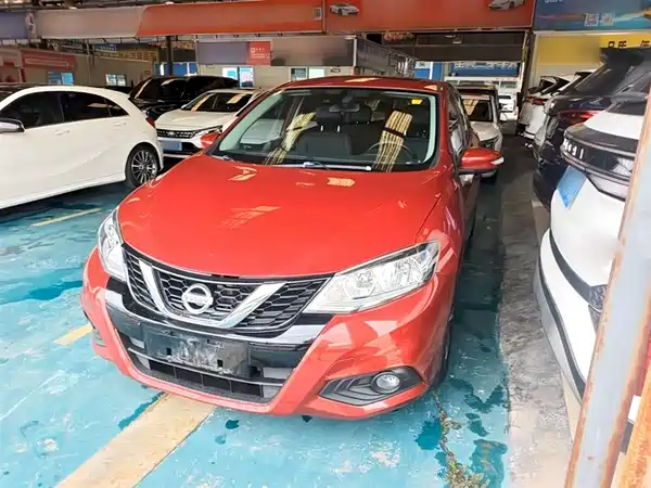 Nissan Tiida 2016