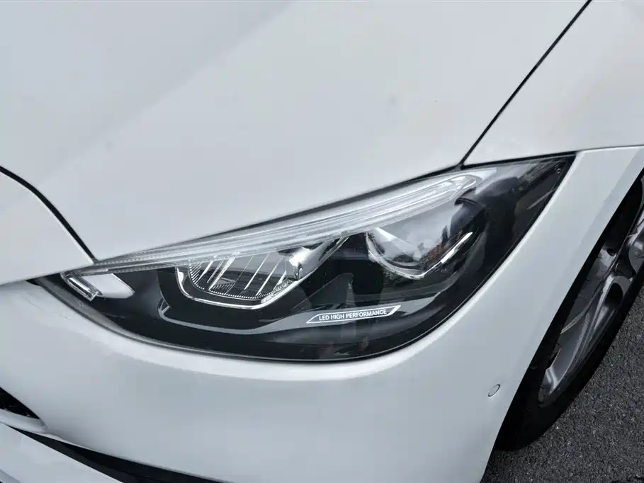 Mercedes-Benz C-Class 2022