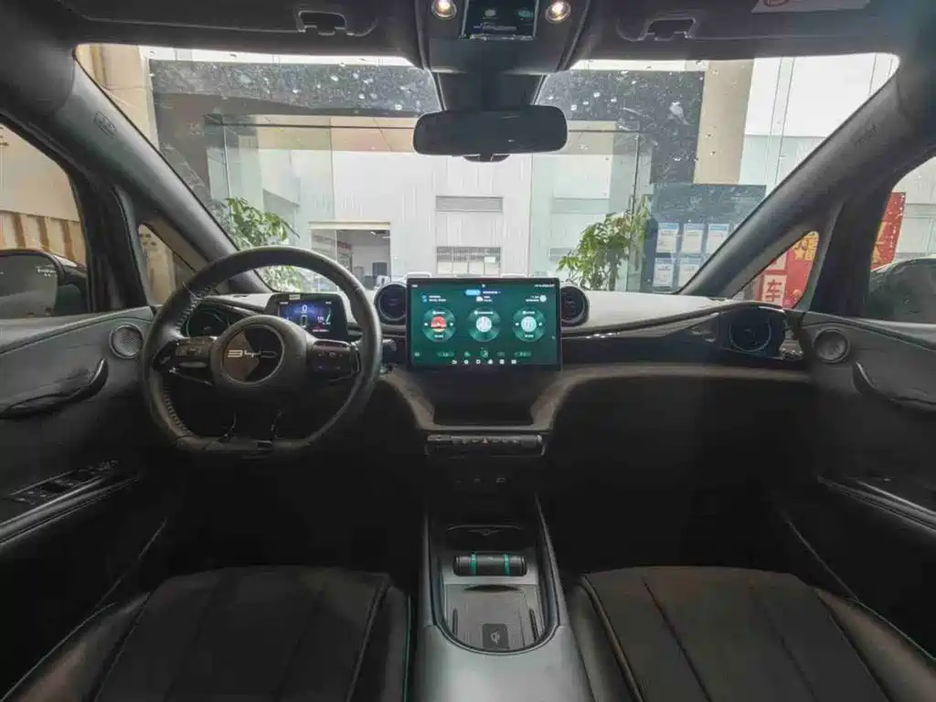 BYD Dolphin 2024 — фото 10