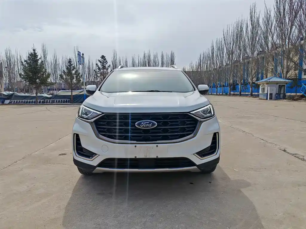 Ford Edge 2021 — фото 2