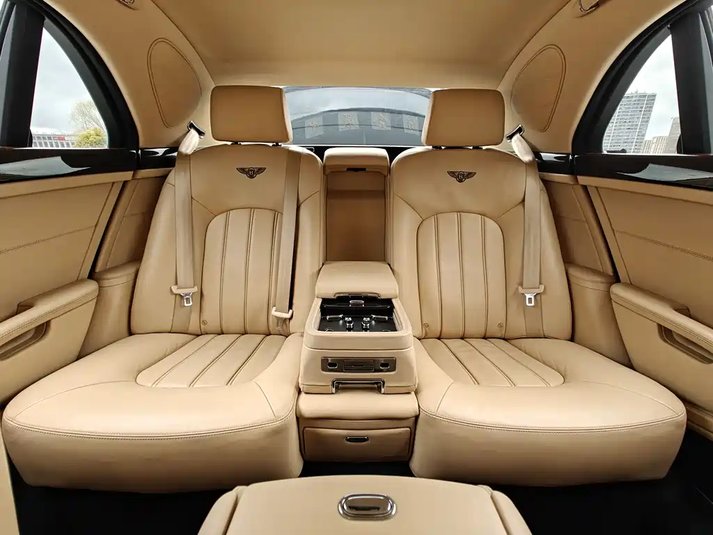Bentley Mulsanne 2013 — фото 12