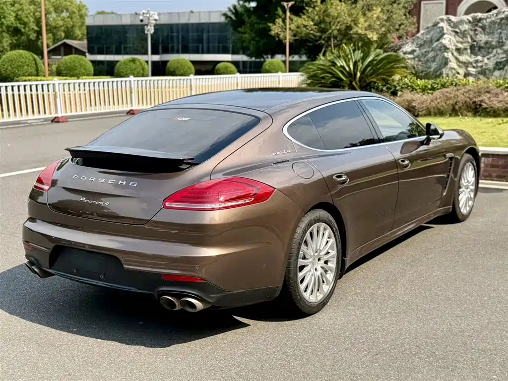 Porsche Panamera 2014 — фото 8