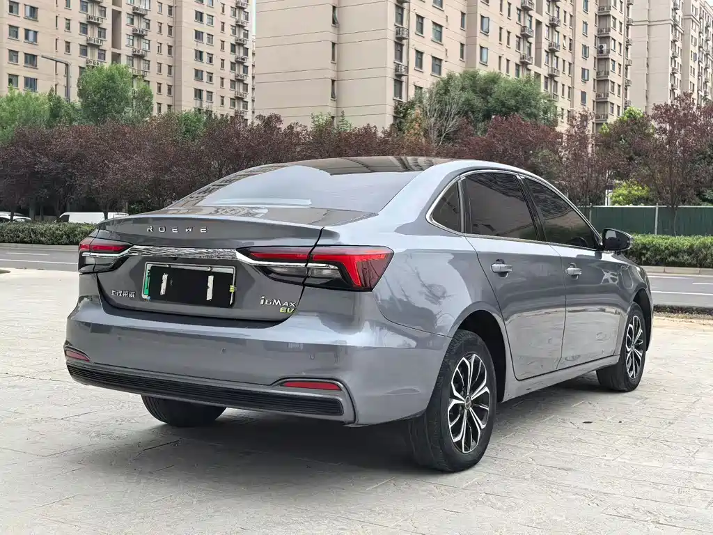 Roewe MAX 2022 — фото 9