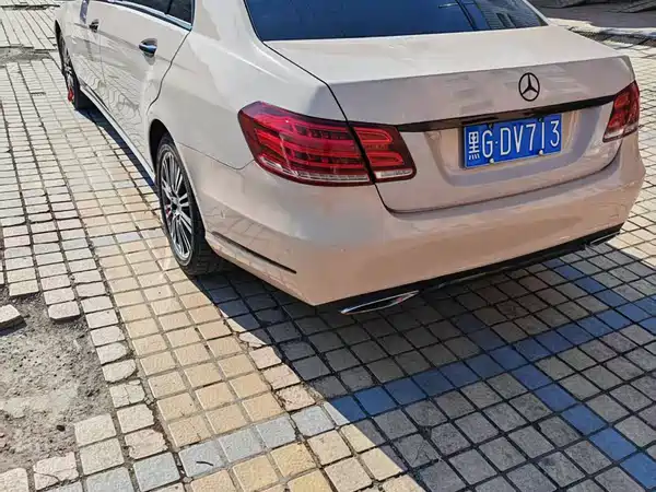 Mercedes-Benz E-Class 2012
