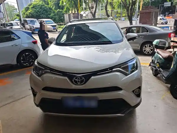 Toyota RAV4 2016