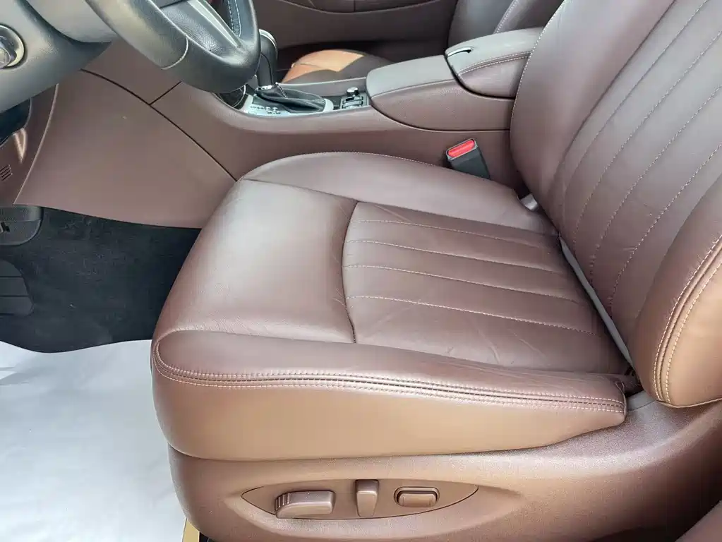 Infiniti QX50 2016 — фото 19