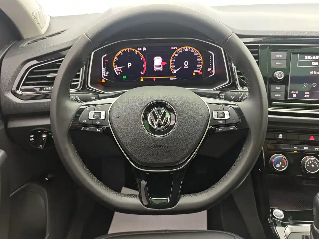 Volkswagen T-Roc 2020 — фото 24