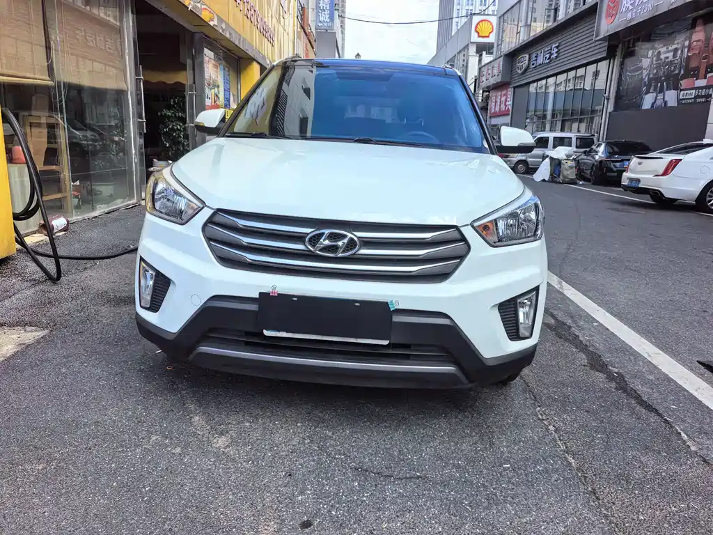 Hyundai ix25 2015