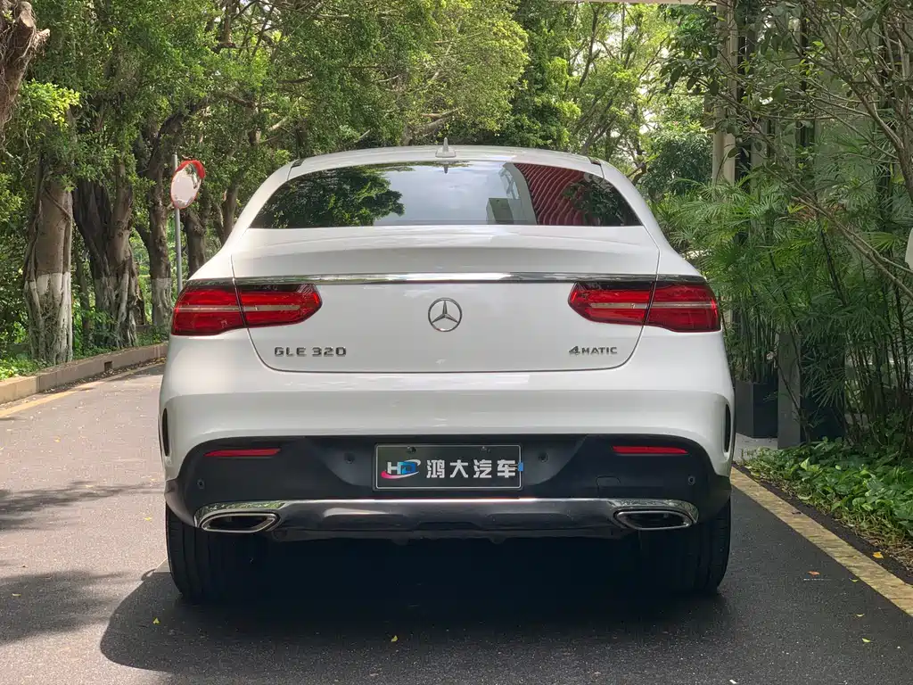 Mercedes-Benz GLE Coupe 2015 — фото 4