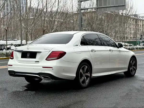 Mercedes-Benz E-Class 2017