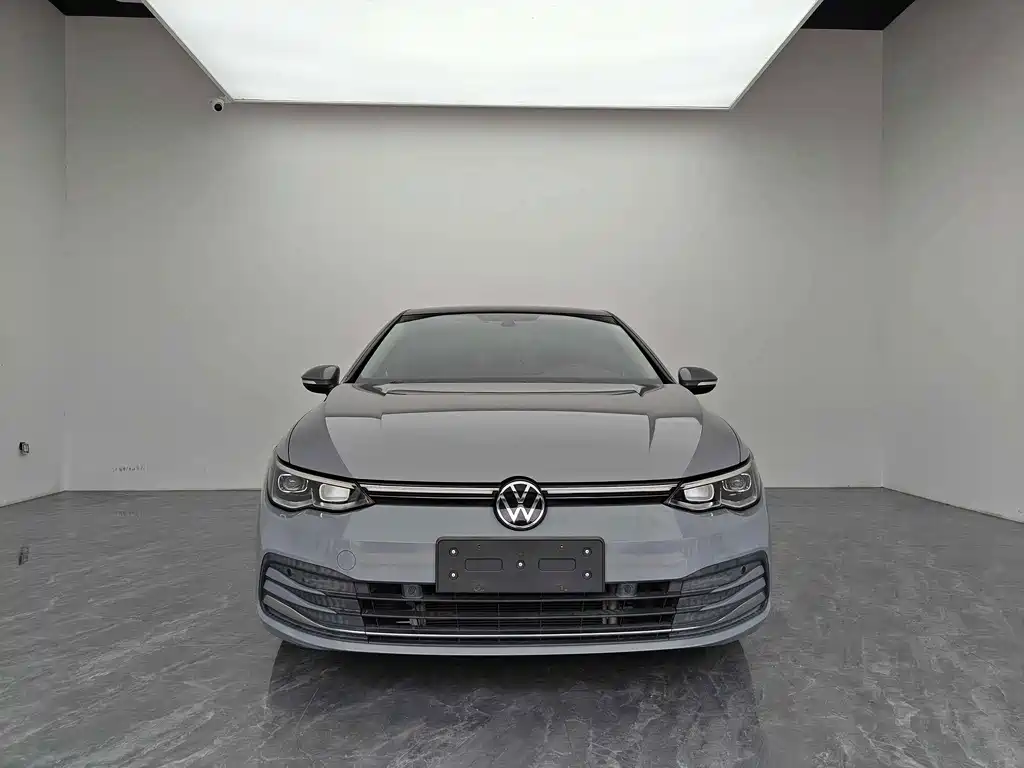 Volkswagen Golf 2021