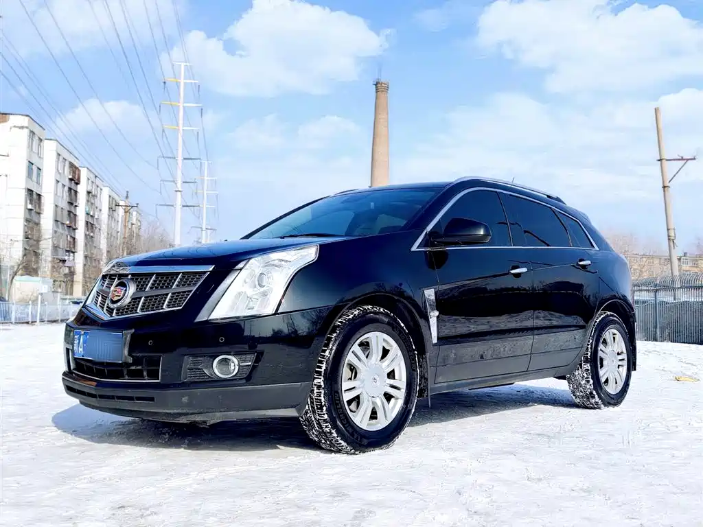 Cadillac SRX 2012 — фото 1