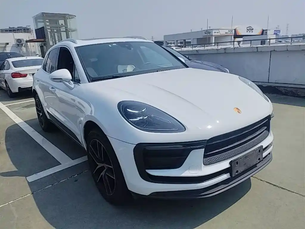 Porsche Macan 2022 — фото 4
