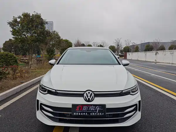 Volkswagen Golf 2026