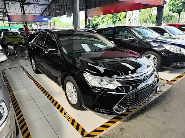 Toyota Camry 2015