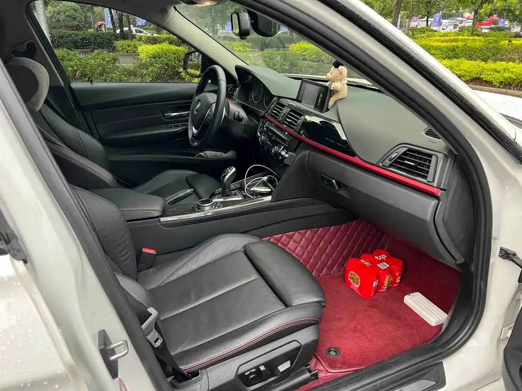 BMW 3 Series 2015 — фото 10