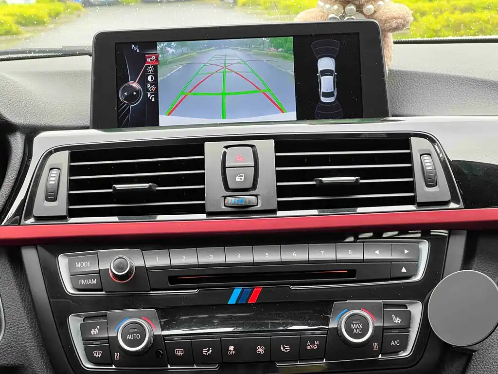 BMW 3 Series 2015 — фото 14