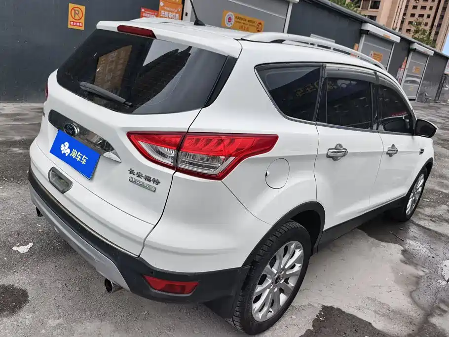 Ford Kuga 2014
