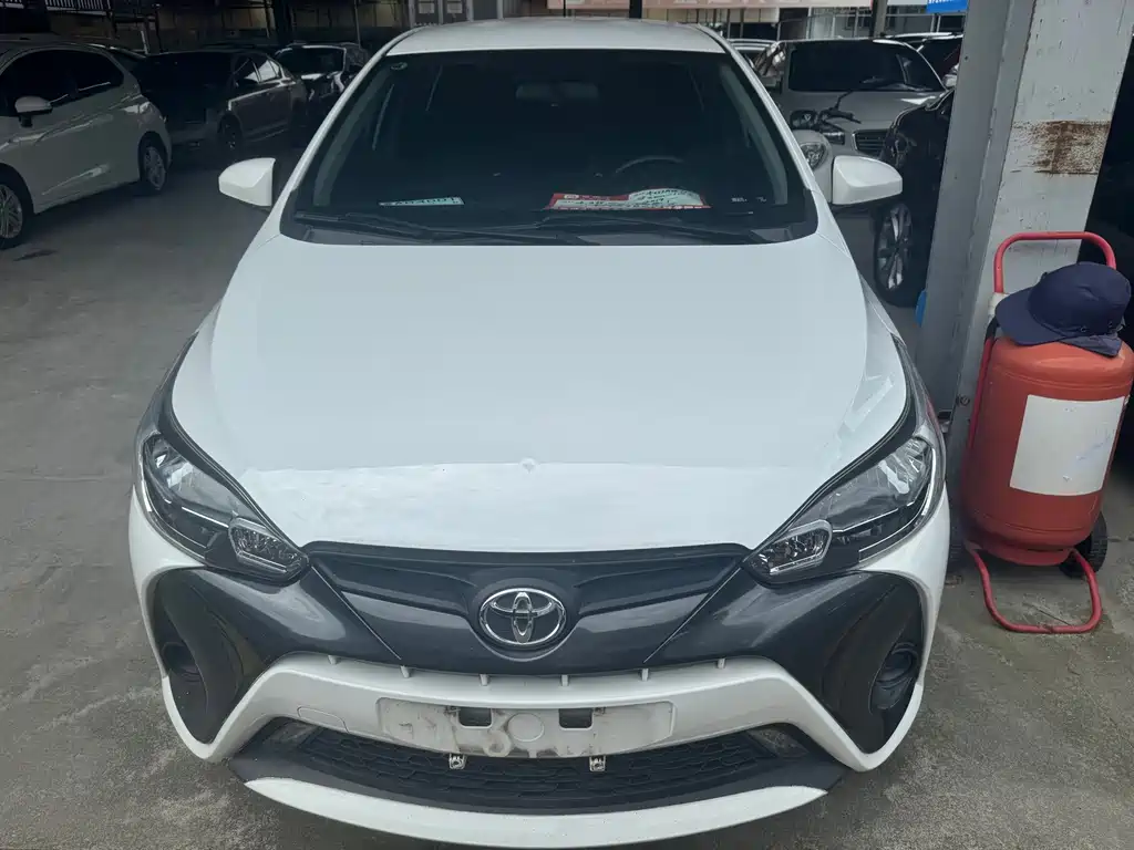 Toyota Yaris L 2019